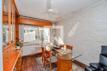 Casa à venda com 234m², 4 quartos e 2 vagas Casa à venda com 234m², 4 quartos e 2 vagasQuarto 3