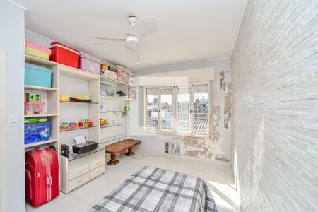 Casa à venda com 234m², 4 quartos e 2 vagas Casa à venda com 234m², 4 quartos e 2 vagasQuarto 2