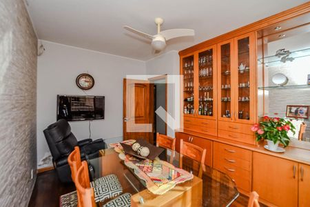 Casa à venda com 234m², 4 quartos e 2 vagas Casa à venda com 234m², 4 quartos e 2 vagasQuarto 3