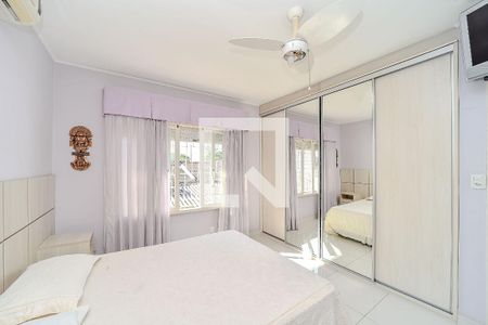 Casa à venda com 234m², 4 quartos e 2 vagas Casa à venda com 234m², 4 quartos e 2 vagasQuarto 1