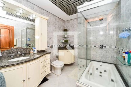 Casa à venda com 234m², 4 quartos e 2 vagas Casa à venda com 234m², 4 quartos e 2 vagasBanheiro 2