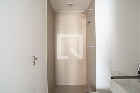 Banheiro de kitnet/studio para alugar com 1 quarto, 38m² em Consolação, São Paulo