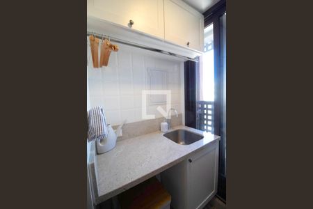 Apartamento à venda com 60m², 2 quartos e 1 vagaÁrea de serviço