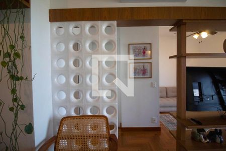 Apartamento à venda com 60m², 2 quartos e 1 vagaCorredor