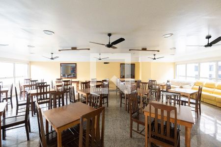 Apartamento para alugar com 54m², 1 quarto e 1 vaga Apartamento para alugar com 54m², 1 quarto e 1 vagaÁrea comum - Salão de festas