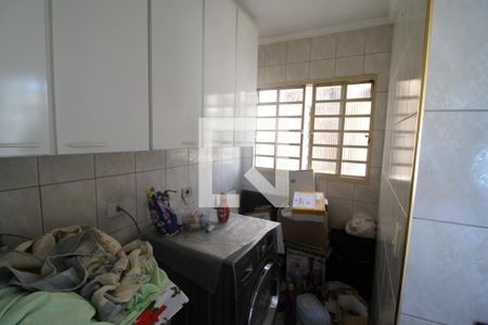 Casa à venda com 150m², 3 quartos e 2 vagasÁrea de Serviço