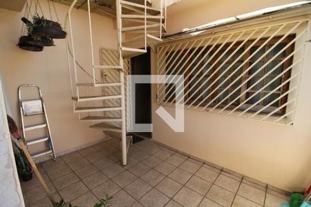 Casa à venda com 150m², 3 quartos e 2 vagasÁrea de Serviço