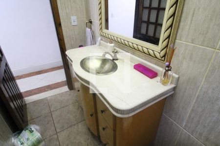 Casa à venda com 150m², 3 quartos e 2 vagasLavabo