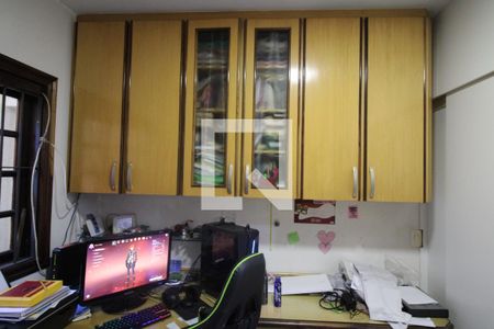 Casa à venda com 150m², 3 quartos e 2 vagasEscritório