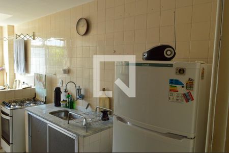 Apartamento à venda com 65m², 2 quartos e 1 vaga Apartamento à venda com 65m², 2 quartos e 1 vagaCozinha