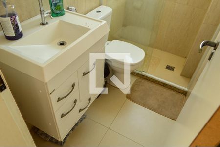 Apartamento à venda com 65m², 2 quartos e 1 vaga Apartamento à venda com 65m², 2 quartos e 1 vagaBanheiro