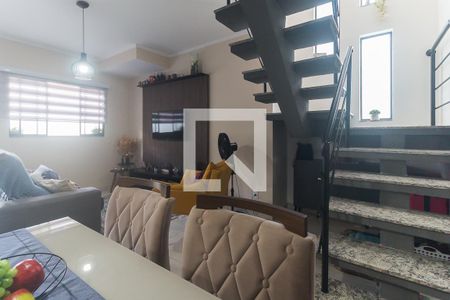 Sala/Sala de Jantar de casa de condomínio para alugar com 2 quartos, 78m² em Jardim Santa Helena, Poá