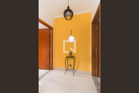 Hall de casa de condomínio para alugar com 2 quartos, 78m² em Jardim Santa Helena, Poá