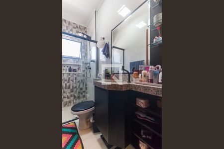 Casa de condomínio para alugar com 78m², 2 quartos e 1 vagaBanheiro da Suíte 1