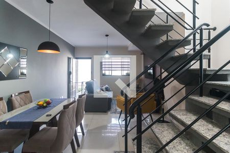 Sala/Sala de Jantar de casa de condomínio para alugar com 2 quartos, 78m² em Jardim Santa Helena, Poá