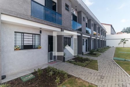 Casa de condomínio para alugar com 78m², 2 quartos e 1 vagaFachada