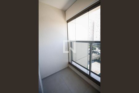 Varanda de kitnet/studio para alugar com 1 quarto, 26m² em Sumarezinho, São Paulo