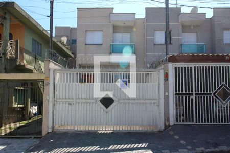 Casa para alugar com 69m², 3 quartos e 2 vagas Casa para alugar com 69m², 3 quartos e 2 vagasFachada