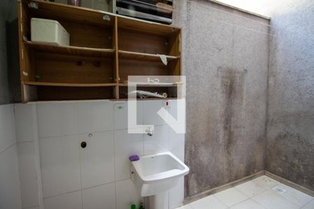 Casa para alugar com 69m², 3 quartos e 2 vagas Casa para alugar com 69m², 3 quartos e 2 vagasÁrea de Serviço