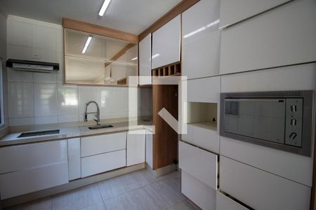 Casa para alugar com 69m², 3 quartos e 2 vagas Casa para alugar com 69m², 3 quartos e 2 vagasCozinha