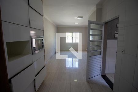 Casa para alugar com 69m², 3 quartos e 2 vagas Casa para alugar com 69m², 3 quartos e 2 vagasCozinha