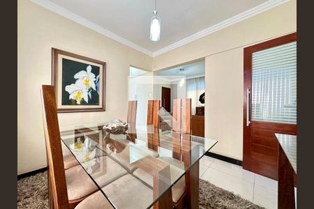 Sala de apartamento à venda com 3 quartos, 90m² em São Lucas, Belo Horizonte