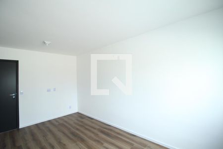 Sala de kitnet/studio para alugar com 1 quarto, 27m² em Quarta Parada, São Paulo