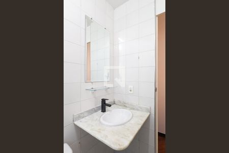 Apartamento à venda com 80m², 3 quartos e 1 vaga Apartamento à venda com 80m², 3 quartos e 1 vagaBanheiro da suíte