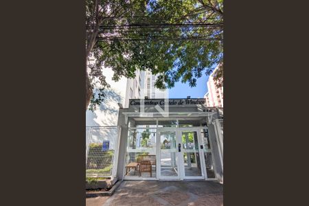 Apartamento à venda com 80m², 3 quartos e 1 vaga Apartamento à venda com 80m², 3 quartos e 1 vagaFachada