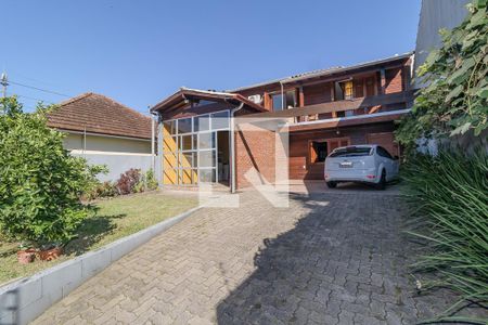 Casa à venda com 250m², 4 quartos e 4 vagas Casa à venda com 250m², 4 quartos e 4 vagasQuintal