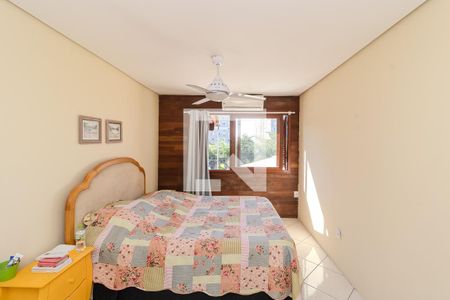 Casa à venda com 250m², 4 quartos e 4 vagas Casa à venda com 250m², 4 quartos e 4 vagasQuarto Suíte 2