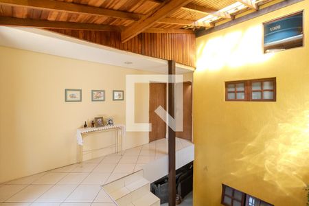 Hall social de casa à venda com 4 quartos, 250m² em São José, Canoas