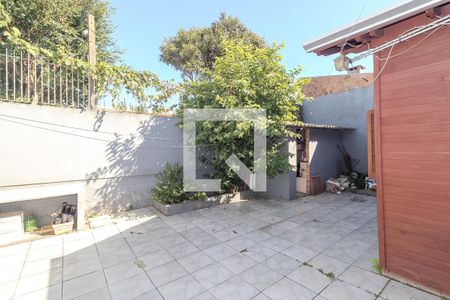 Casa à venda com 250m², 4 quartos e 4 vagas Casa à venda com 250m², 4 quartos e 4 vagasQuintal