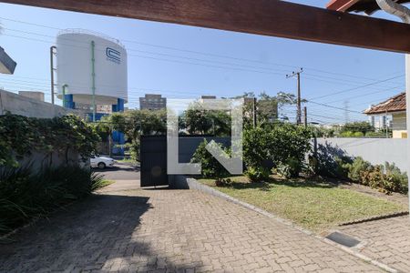 Casa à venda com 250m², 4 quartos e 4 vagas Casa à venda com 250m², 4 quartos e 4 vagasQuintal