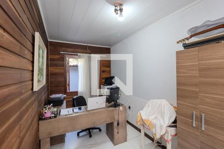 Casa à venda com 250m², 4 quartos e 4 vagas Casa à venda com 250m², 4 quartos e 4 vagasQuarto 2