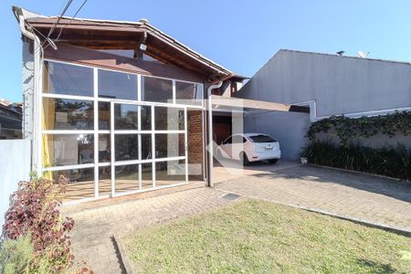 Casa à venda com 250m², 4 quartos e 4 vagas Casa à venda com 250m², 4 quartos e 4 vagasQuintal