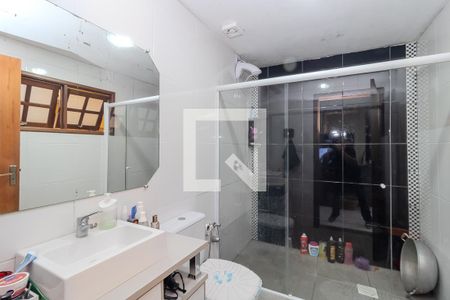 Casa à venda com 250m², 4 quartos e 4 vagas Casa à venda com 250m², 4 quartos e 4 vagasBanheiro
