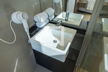 Studio para alugar com 42m², 1 quarto e 1 vaga Studio para alugar com 42m², 1 quarto e 1 vagaBanheiro