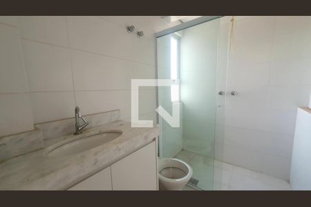 Banheiro de apartamento para alugar com 1 quarto, 49m² em Santa Cecília, Paulínia