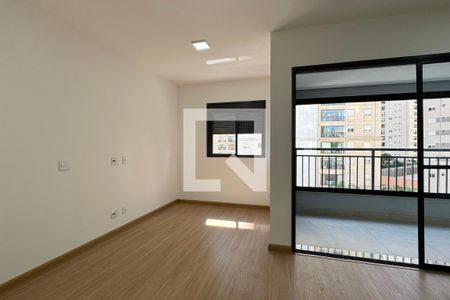 Sala de TV de apartamento à venda com 2 quartos, 89m² em Alphaville Empresarial, Barueri