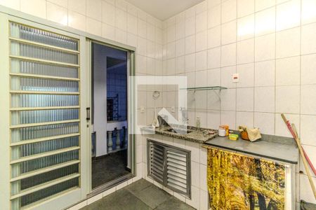 Casa à venda com 533m², 4 quartos e 4 vagasCozinha 2