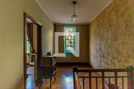 Casa à venda com 533m², 4 quartos e 4 vagasCorredor