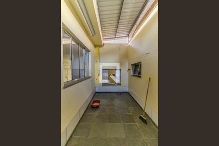 Casa à venda com 533m², 4 quartos e 4 vagasÁrea de Serviço 2