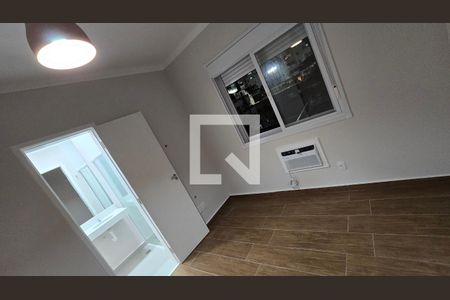 Quarto Suíte de apartamento para alugar com 2 quartos, 79m² em Ponta da Praia, Santos