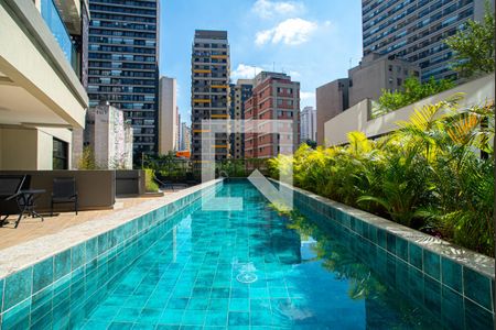 Apartamento para alugar com 45m², 2 quartos e 1 vaga Apartamento para alugar com 45m², 2 quartos e 1 vagaÁrea comum - Piscina