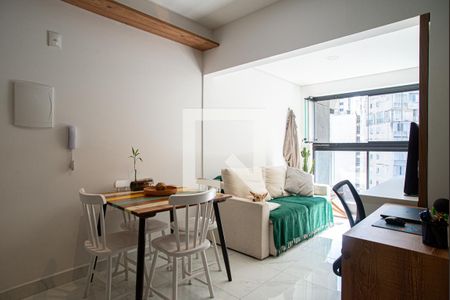 Sala de apartamento para alugar com 2 quartos, 45m² em Bela Vista, São Paulo