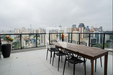 Apartamento para alugar com 45m², 2 quartos e 1 vaga Apartamento para alugar com 45m², 2 quartos e 1 vagaÁrea comum - Churrasqueira Terraço
