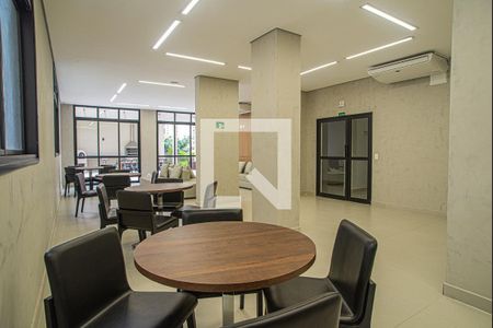 Apartamento para alugar com 45m², 2 quartos e 1 vaga Apartamento para alugar com 45m², 2 quartos e 1 vagaÁrea comum - Salão de festas