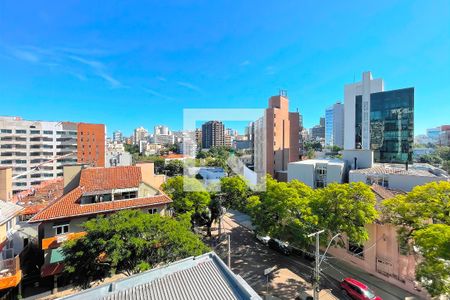 Vista da Suíte de apartamento para alugar com 1 quarto, 60m² em Rio Branco, Porto Alegre