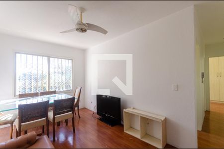 Sala de apartamento à venda com 1 quarto, 47m² em Medianeira, Porto Alegre